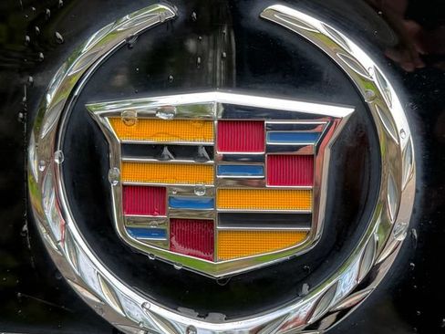Used 2015 Cadillac SRX Luxury w/ Driver Awareness Package FWD image 13