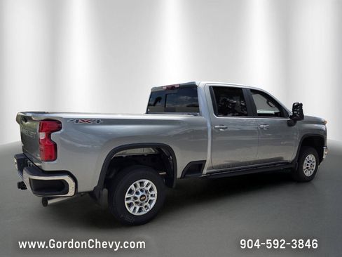 New 2026 Chevrolet Silverado 2500 LT w/ All Star Edition AWD/4WD image 7