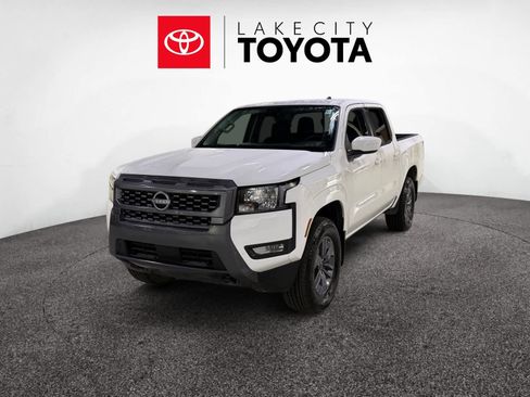 Used 2025 Nissan Frontier SV w/ SV Convenience Package image 1