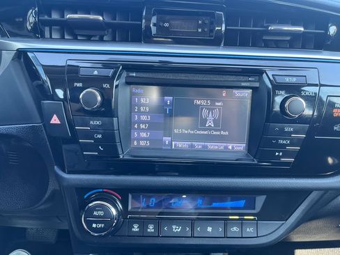 Used 2016 Toyota Corolla S FWD image 14