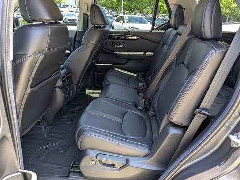 Certified 2025 Honda Pilot EX-L image 31