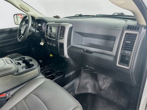 Used 2018 RAM 2500 Tradesman image 29