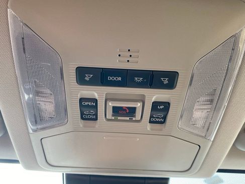 Used 2025 Toyota RAV4 XLE Premium image 26