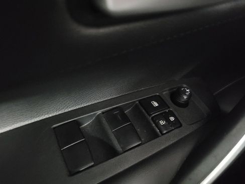 Used 2020 Toyota Corolla SE FWD image 27