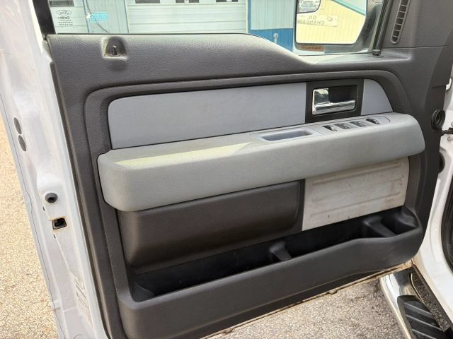 Used 2014 Ford F150 XLT w/ Equipment Group 302A Luxury AWD/4WD image 11