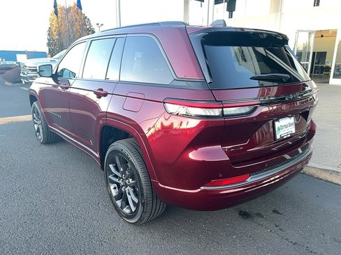 New 2026 Jeep Grand Cherokee Limited image 9