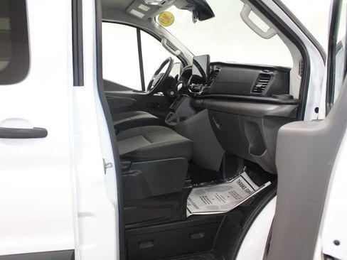 Used 2023 Ford Transit 350 XLT image 27