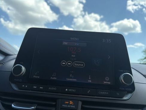 Used 2022 Nissan Altima 2.5 SR FWD image 27