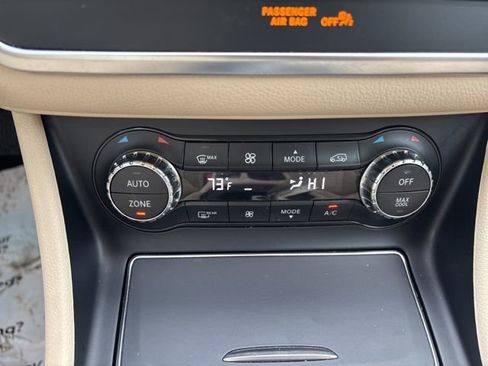 Used 2018 Mercedes-Benz GLA 250 GLA 250 image 30