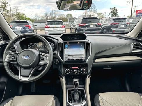 Used 2023 Subaru Forester Limited image 20