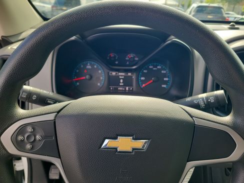 Used 2017 Chevrolet Colorado W/T w/ WT Convenience Package RWD image 19
