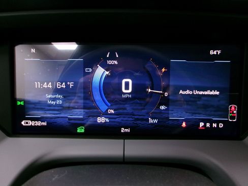 New 2027 Chevrolet Bolt RS w/ Technology Package FWD image 8