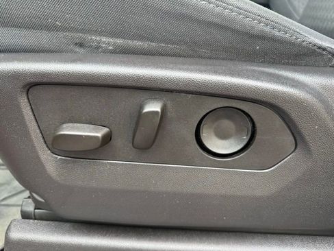 Used 2024 Chevrolet Silverado 1500 Custom w/ Rally Edition image 11