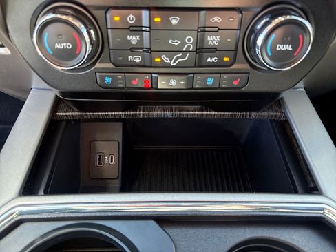 Used 2021 Ford F350 Lariat w/ Lariat Value Package image 22