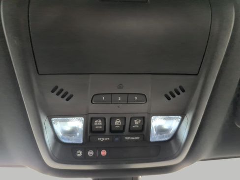 Used 2024 Buick Enclave Essence w/ Experience Buick Package AWD/4WD image 18