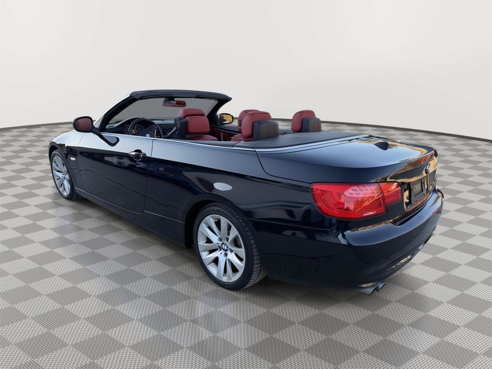 Used 2013 BMW 328i Convertible RWD image 5