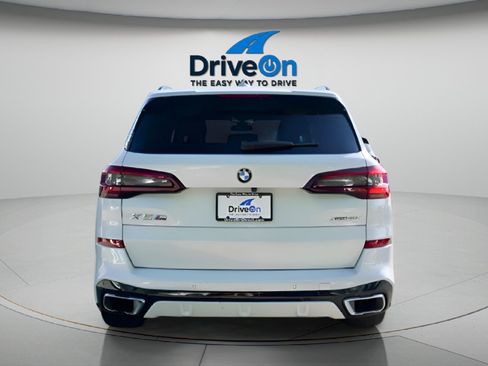Used 2021 BMW X5 xDrive40i w/ M Sport Package AWD/4WD image 5