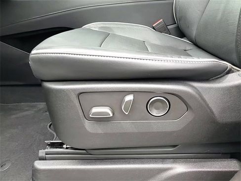 Certified 2021 Cadillac Escalade ESV Premium Luxury image 14