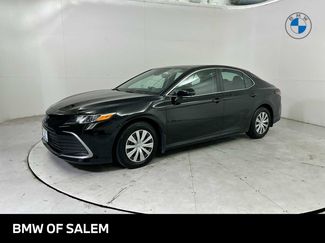Used 2022 Toyota Camry LE image 1
