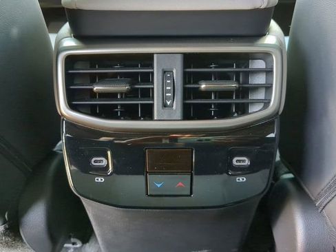 Used 2025 Lexus RX 350h w/ Convenience Package image 17