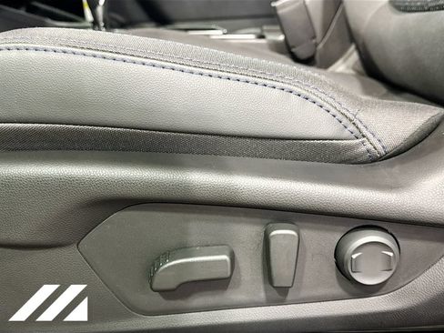 Used 2026 Subaru Forester Premium AWD/4WD image 19