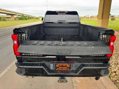 Used 2024 Chevrolet Silverado 3500 High Country image 24