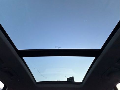 Used 2022 Audi Q5 2.0T Premium image 17