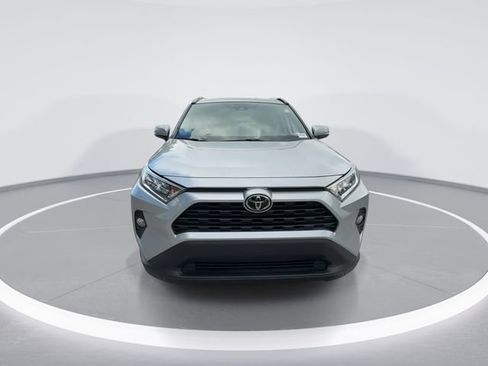Used 2021 Toyota RAV4 XLE image 3