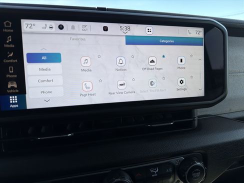 Used 2024 Jeep Wrangler Willys image 31