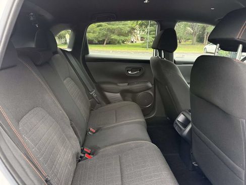 Used 2024 Honda HR-V Sport image 16