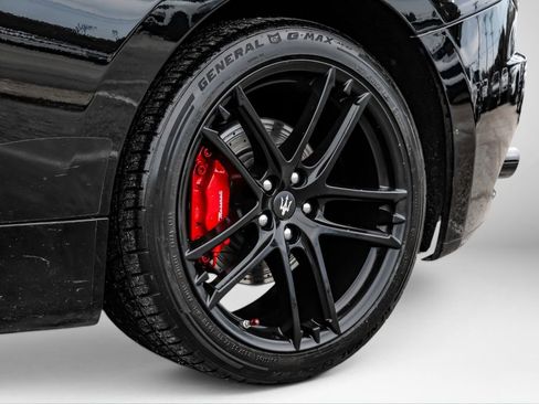 Used 2017 Maserati GranTurismo MC RWD image 49