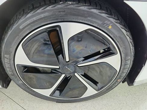 Used 2023 Lucid Air Touring image 55