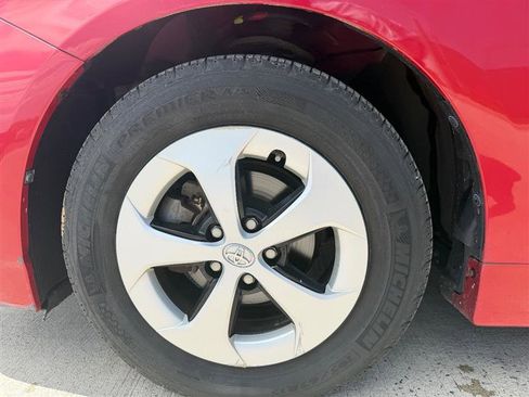 Used 2015 Toyota Prius Two image 13