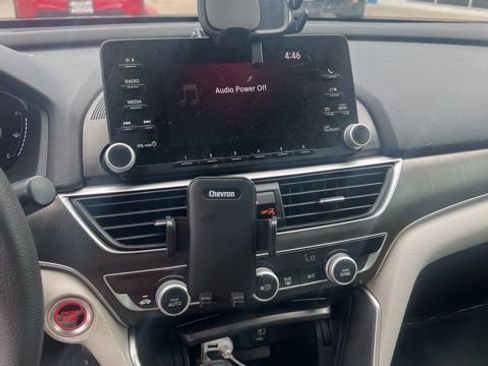 Used 2018 Honda Accord LX image 15