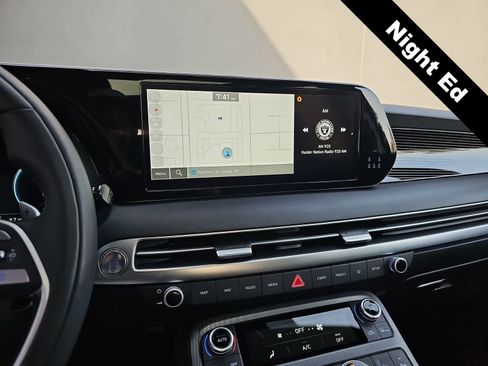 Used 2024 Hyundai Palisade Calligraphy image 20