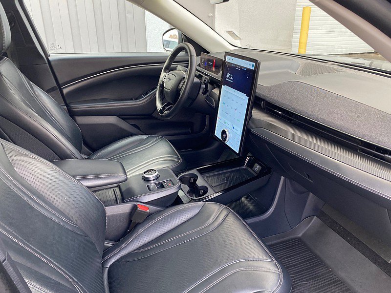 Used 2023 Ford Mustang Mach-E Premium AWD/4WD image 28