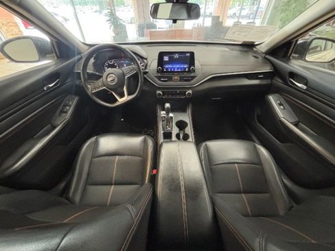 Used 2022 Nissan Altima 2.5 SR FWD image 10