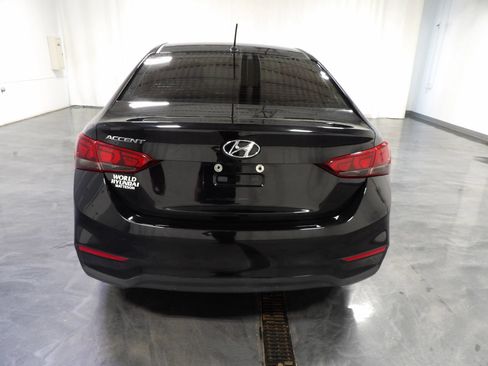 Used 2021 Hyundai Accent SE FWD image 5