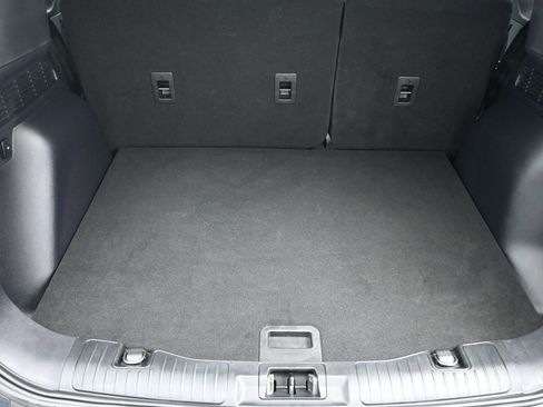 Used 2022 Ford Escape SE w/ Cold Weather Package image 11