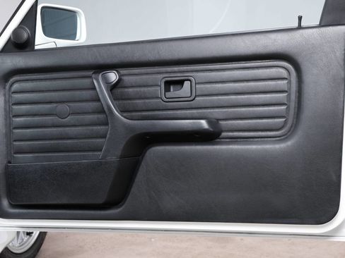 Used 1988 BMW M3 Coupe image 89