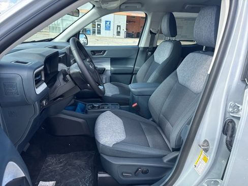 New 2025 Ford Maverick XLT w/ XLT Luxury Package image 9