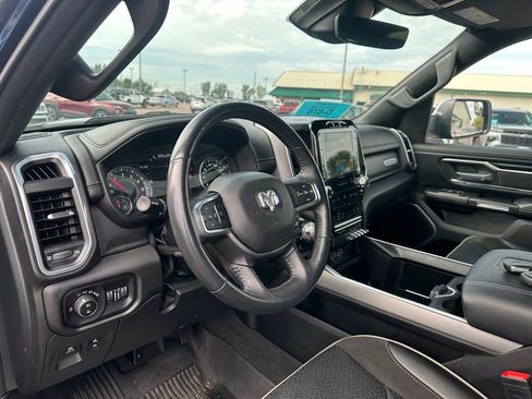 Used 2023 RAM 1500 Laramie AWD/4WD image 13