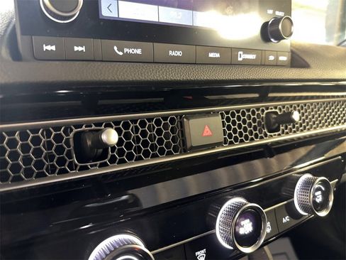 Used 2023 Honda Civic Sport image 30