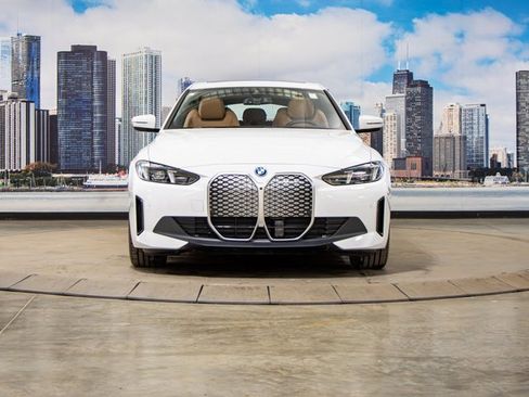 Used 2025 BMW i4 xDrive40i w/ Premium Package image 3