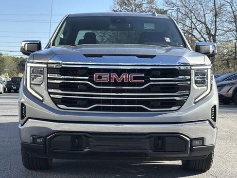 Used 2025 GMC Sierra 1500 SLT AWD/4WD image 3