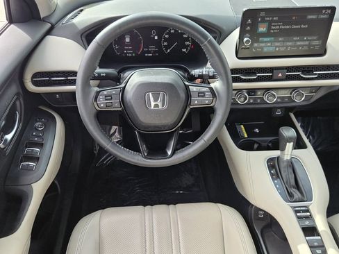 Certified 2024 Honda HR-V EX-L image 12
