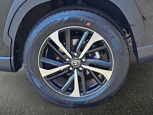 Used 2025 Toyota Corolla Cross AWD Hybrid w/ Convenience Package image 37