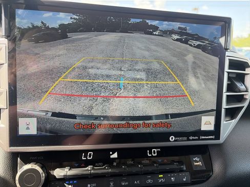 Used 2023 Toyota Tundra Limited AWD/4WD image 24