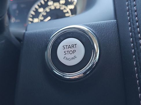 Used 2023 Nissan Armada Platinum w/ Captain's Chairs Package image 30