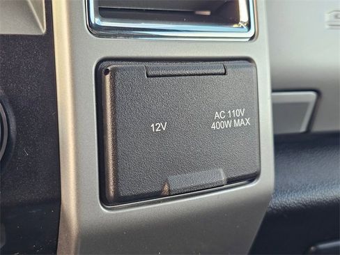 Used 2017 Ford F250 Lariat w/ Chrome Package image 23